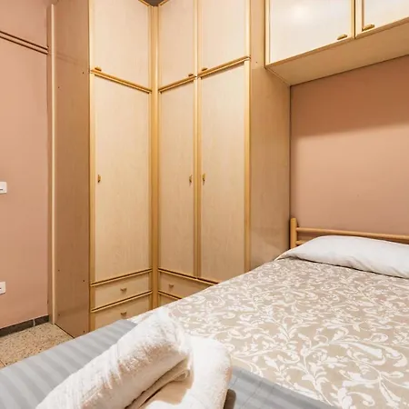 Apartment La Marina *